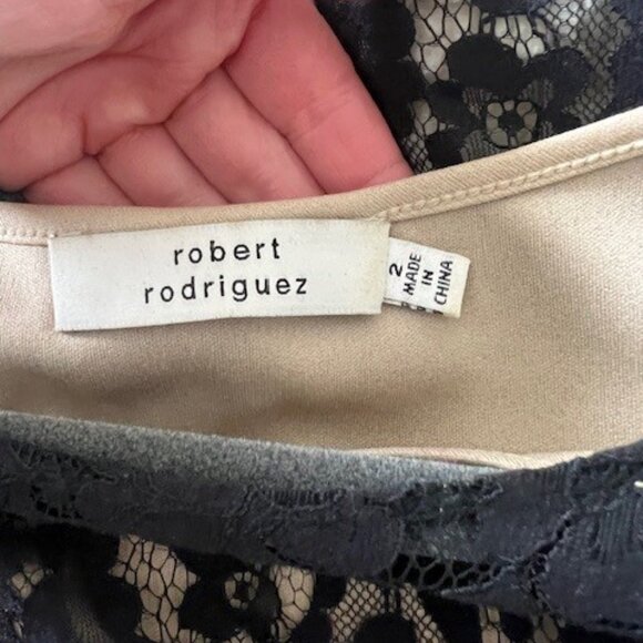 Robert Rodriguez Black Lace Shift Dress - Size 2 - Picture 8 of 8